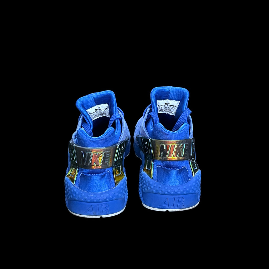 Nike x Undefeated Air-Huarache 
'Los Angeles'